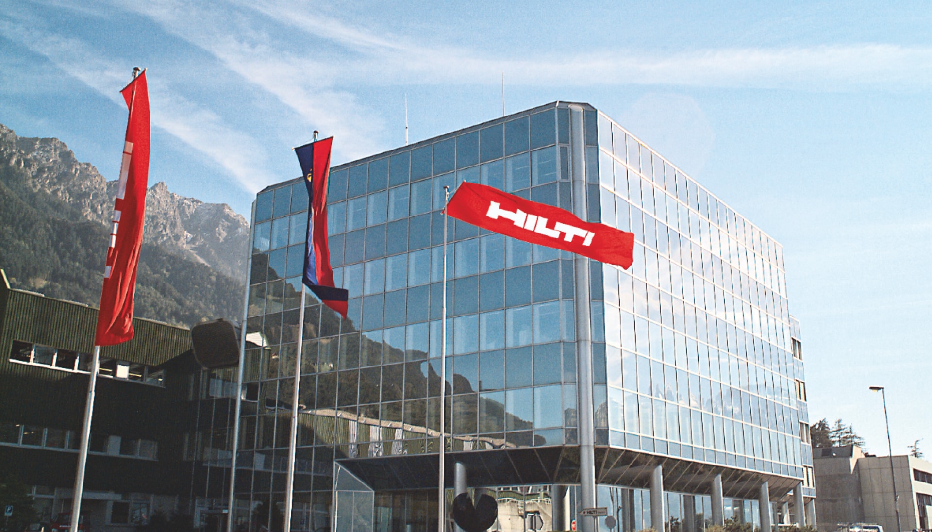 . At Hilti, we build and design leading-edge technology, software, and services that power the construction industry. 