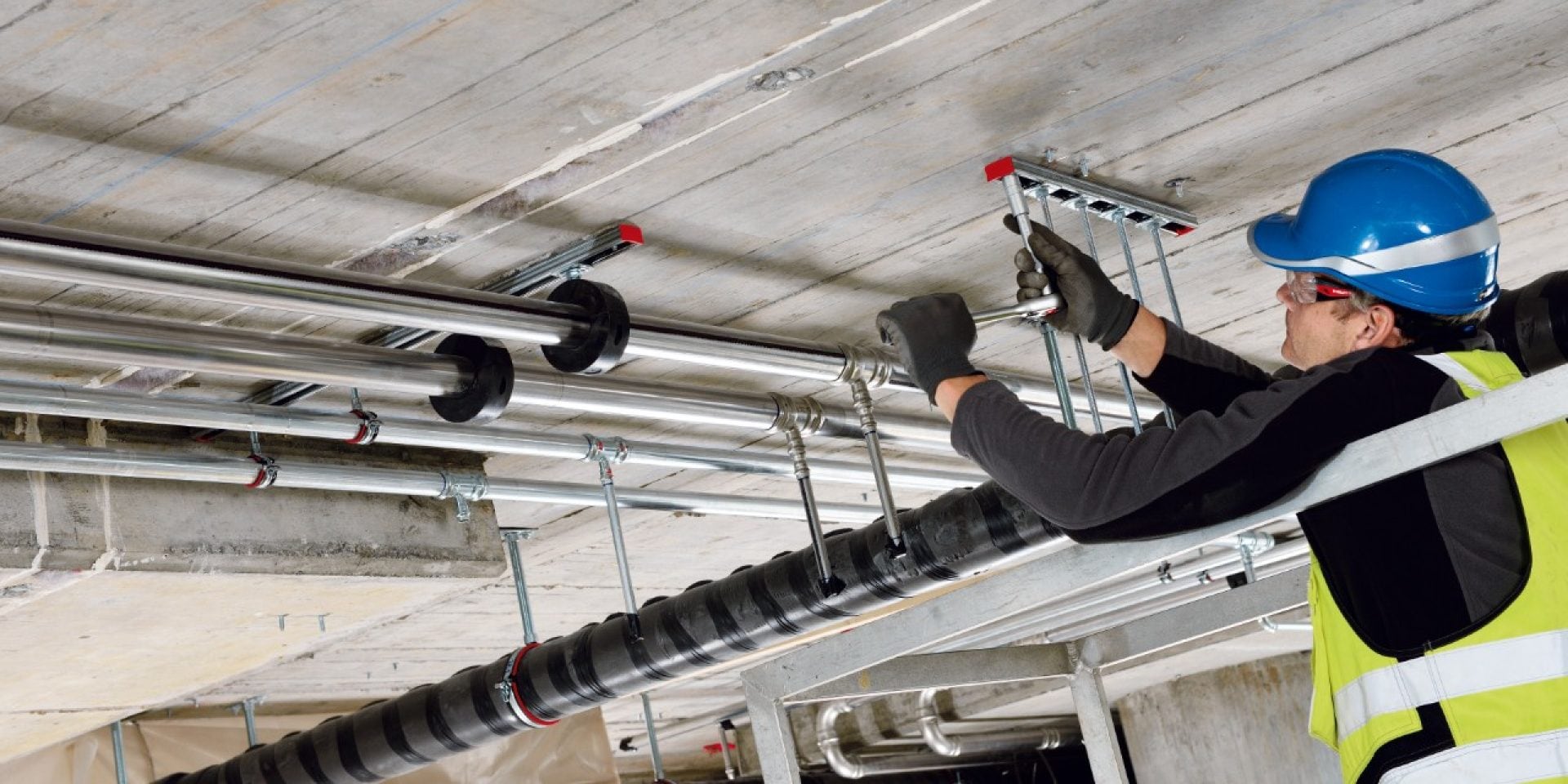 Hilti HST4  stud anchor