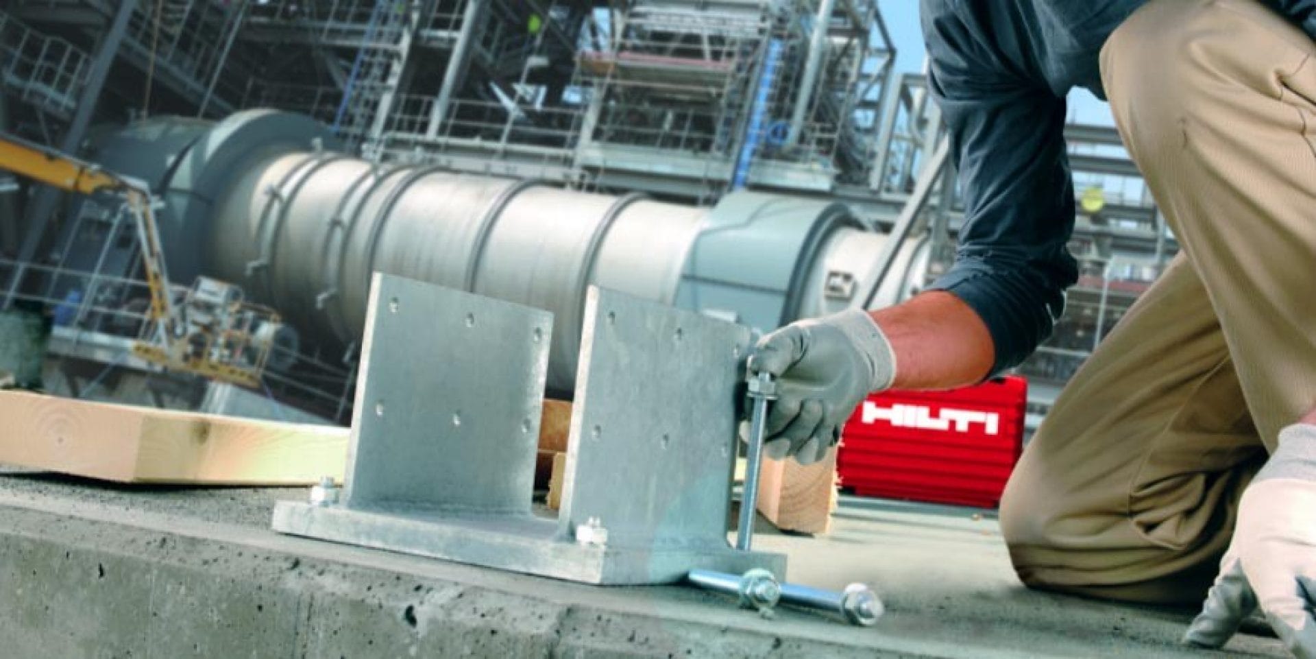 Giải pháp của chúng tôi cho thiết kế neo bulong  trong vật liệu nền bê tông và tường gạch