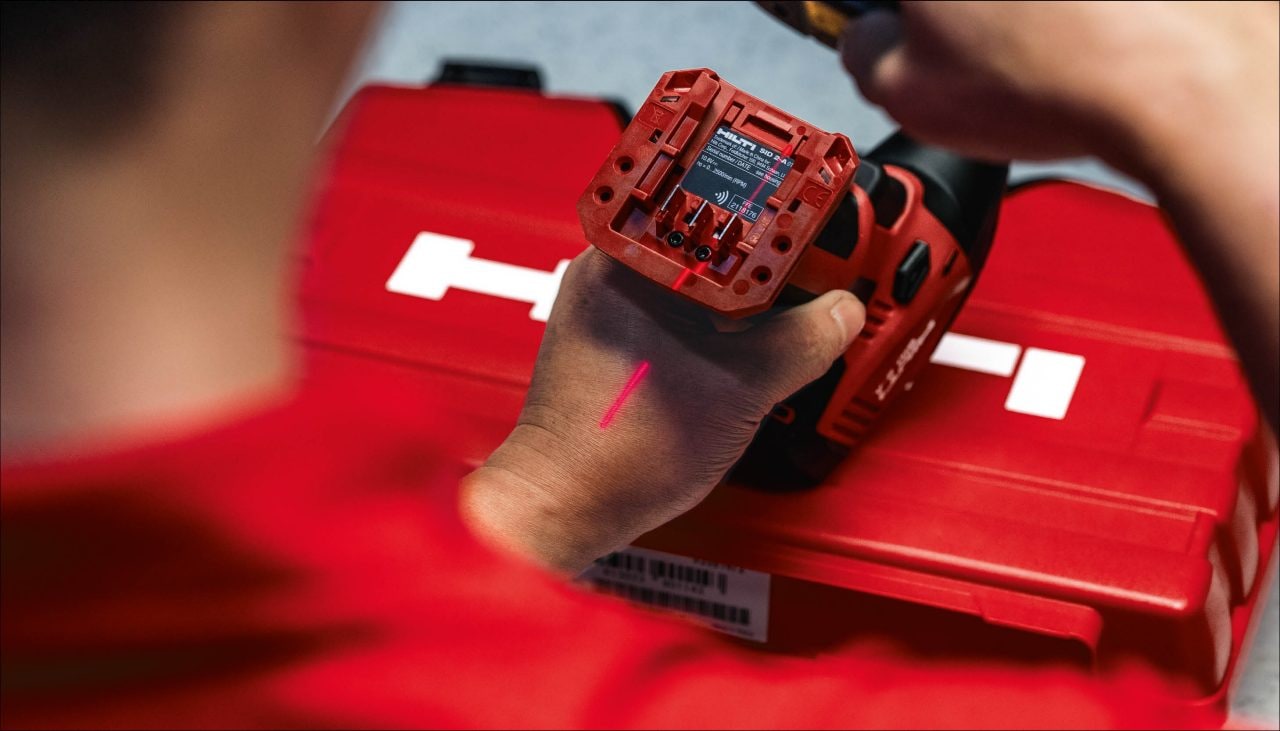 Dịch vụ bảo hành và sửa máy vượt trội của Hilti Việt Nam: 2 năm miễn phí
